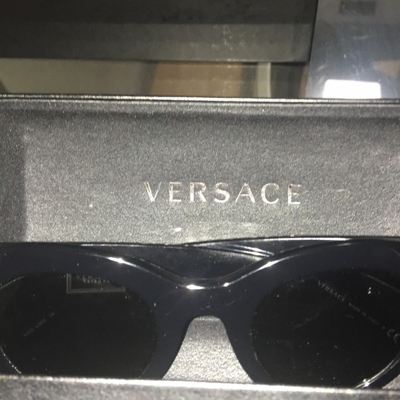 VERSACE GLASSES - Picture 2 of 7